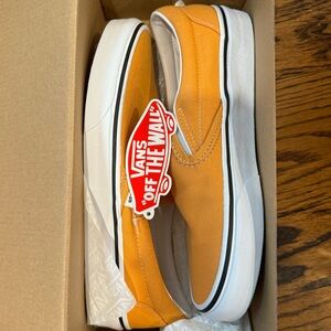 VANS NWT Classic Slip On Golden Nugget